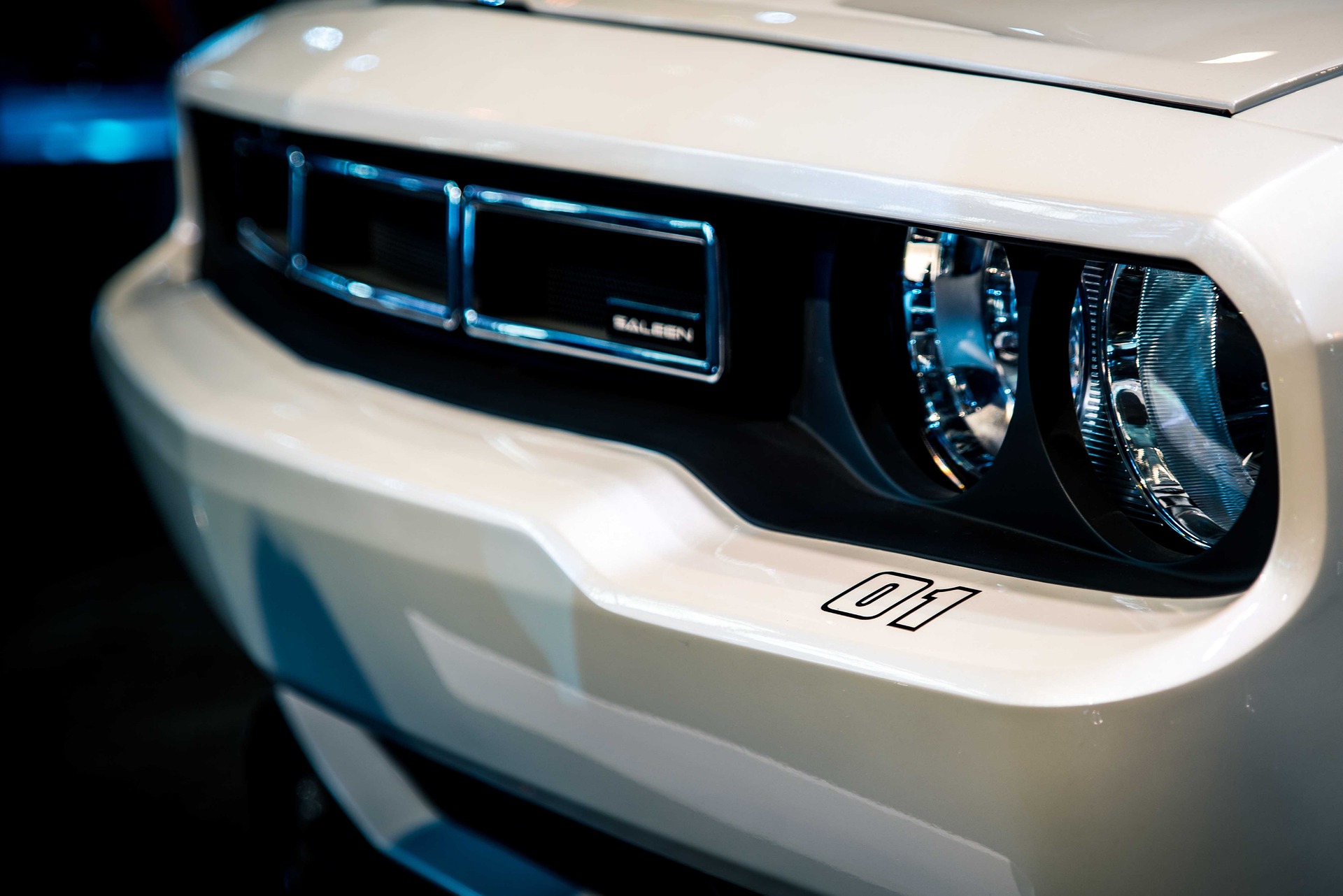 Phoenix transmission repair specialists performing professional vehicle diagnostics at Shift Masters Transmissions